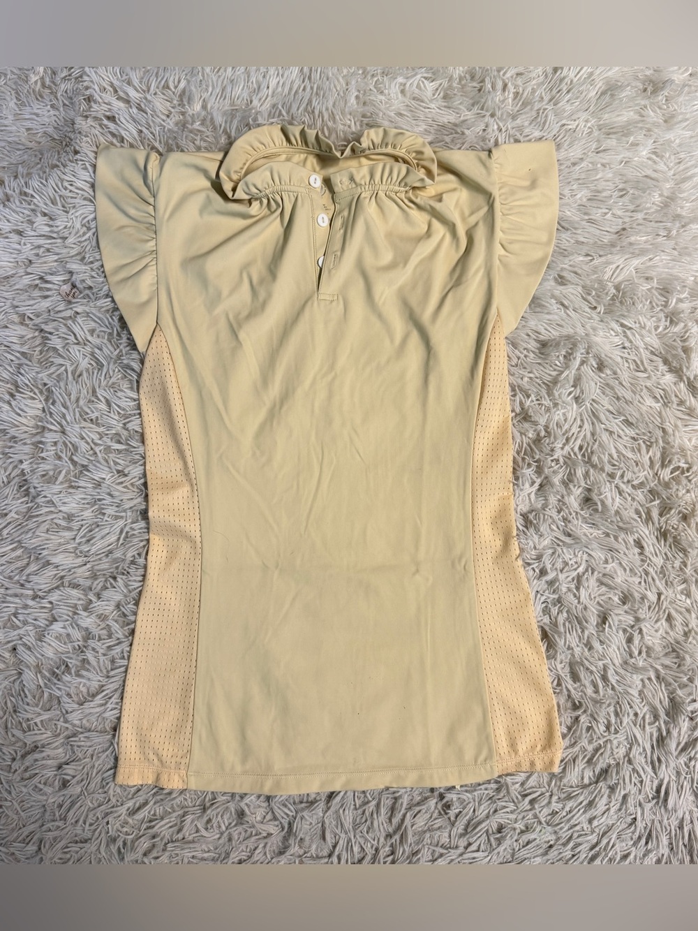 Women’s Medium Yellow Sync Short Sleeve Horseback Riding Sunshirt. Light stains.